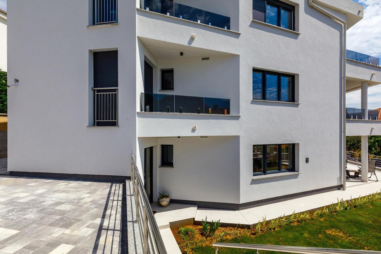 Apartment "Villa M" Kostrena Esterno foto