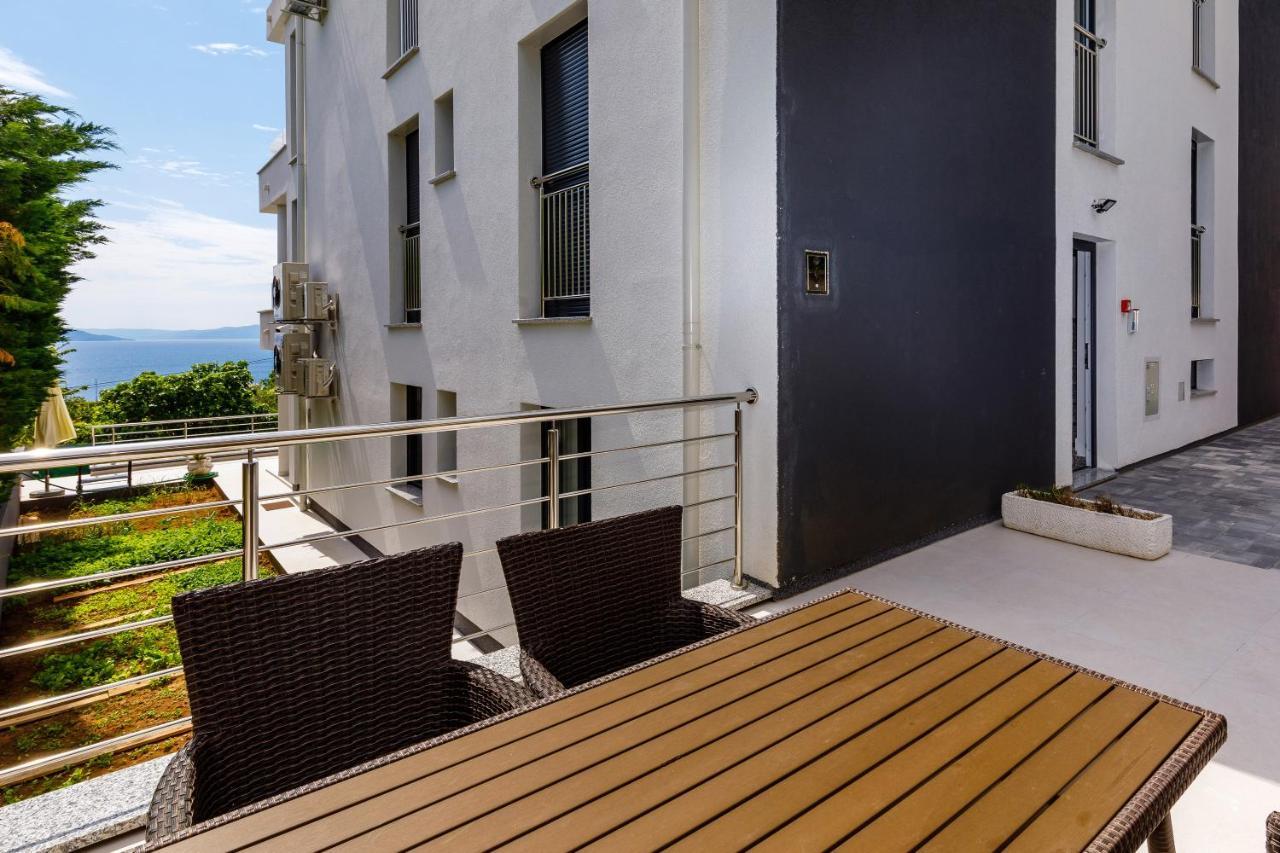 Apartment "Villa M" Kostrena Esterno foto