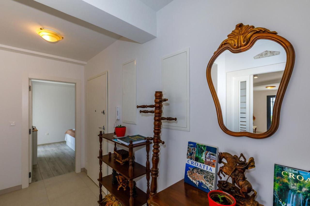 Apartment "Villa M" Kostrena Esterno foto
